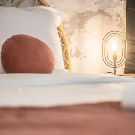 Centre - Le Cloud - Parking *