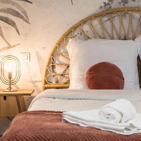 Centre - Le Cloud - Parking *